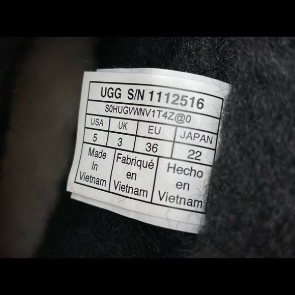 [SOLD] UGG Classic Zodiac Mini Snow Boots Sz 5 - Picture 12 of 12